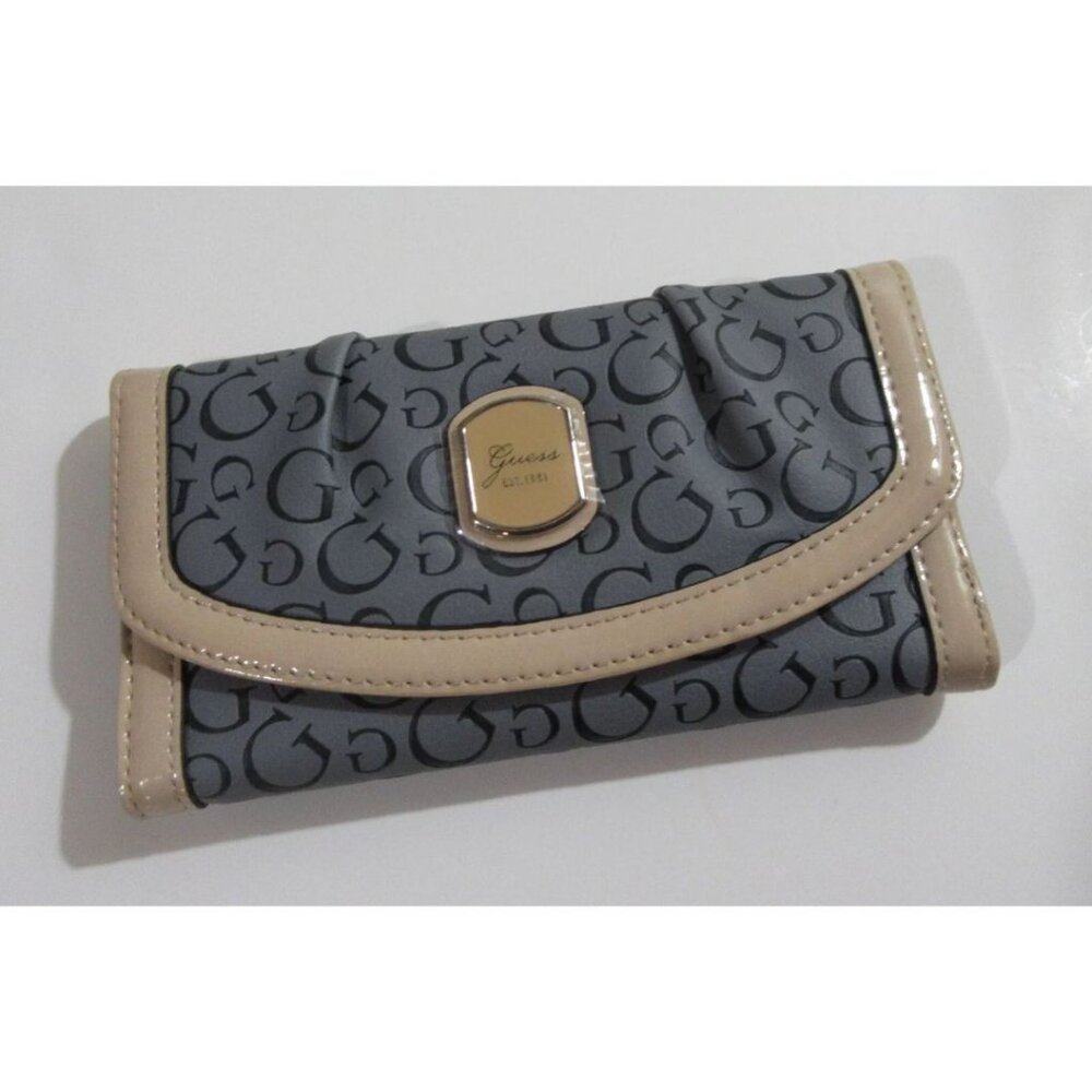 Guess Womens Cologne SLG Trifold Wallet Indigo